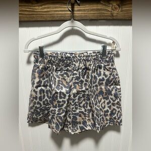 Revolve x Rumer Amaya 100% Linen Women's Cheetah Print Shorts sz Large NWT